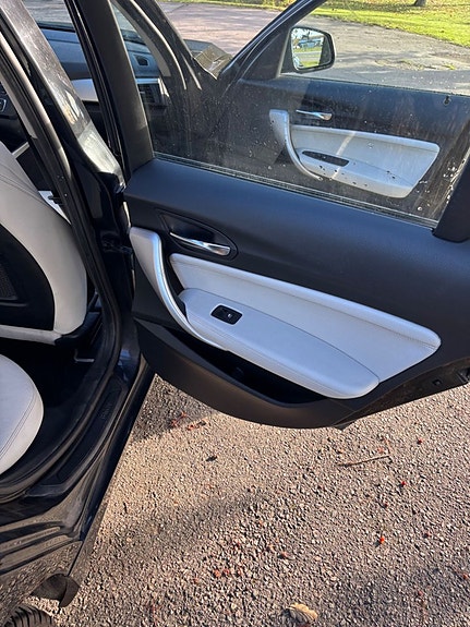 BMW 118d 14 of 22