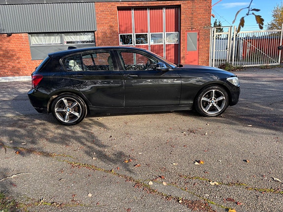 BMW 118d 5 of 5