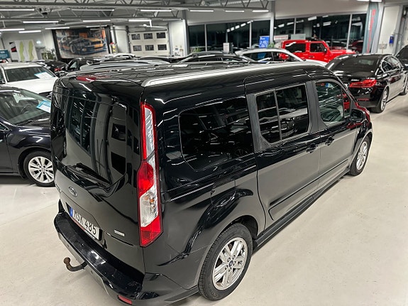 Ford Connect Tourneo 28 of 29