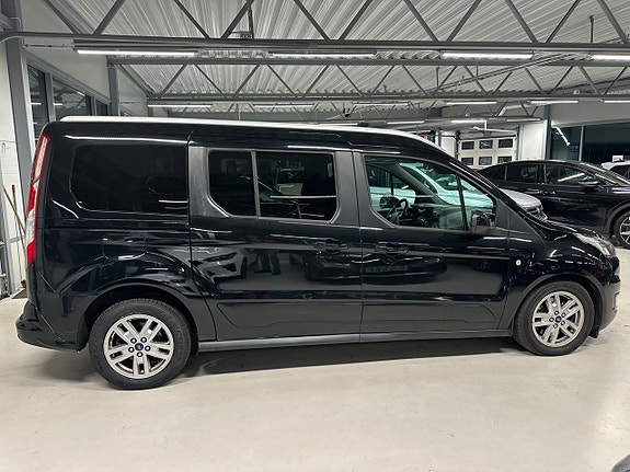Ford Connect Tourneo 8 of 29