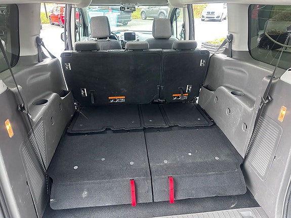 Ford Connect Tourneo 26 of 29