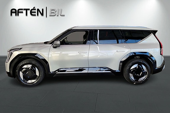 Kia EV9 4 of 29