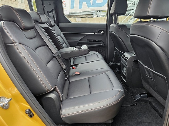 KGM Musso EV 21 of 24