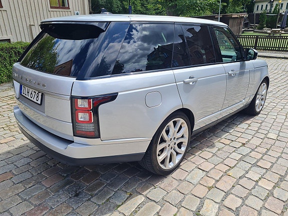 Land Rover Range Rover 4 of 5