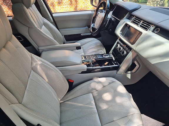 Land Rover Range Rover 5 of 5
