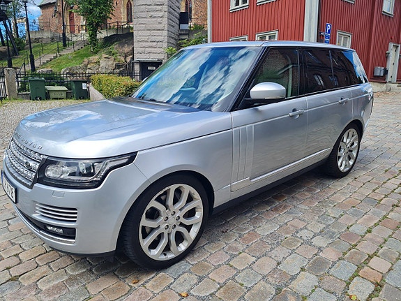 Land Rover Range Rover 2 of 5