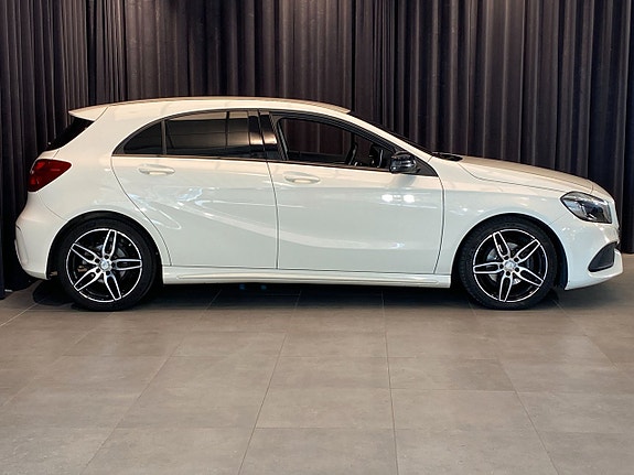 Mercedes-Benz A200 d 3 of 5