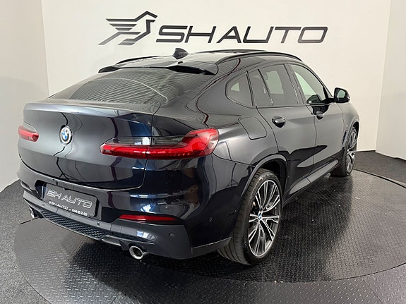 BMW X4 7 of 23