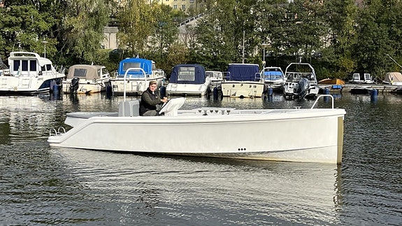 El-båt Q-Yachts Q24 med ePropulsion -23