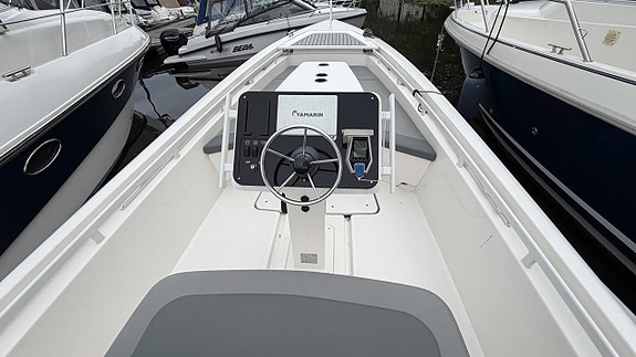 El-båt Q-Yachts Q24 med ePropulsion -23 5 of 5