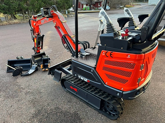 Minigrävare TW12p, Hydraulisk tumme, 3st skopor mm. Ingår