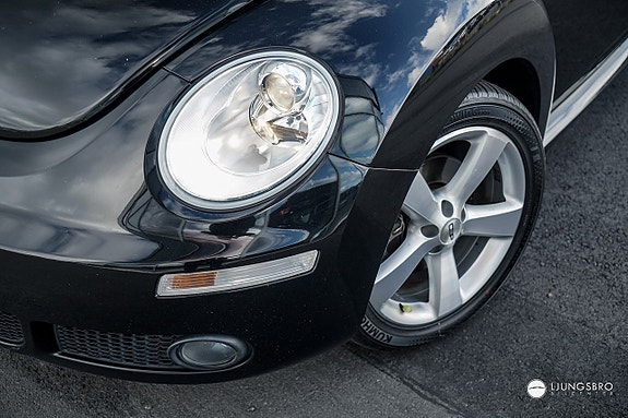 Volkswagen Beetle 4 of 9