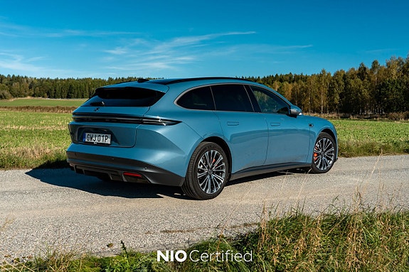 NIO ET5 4 of 20