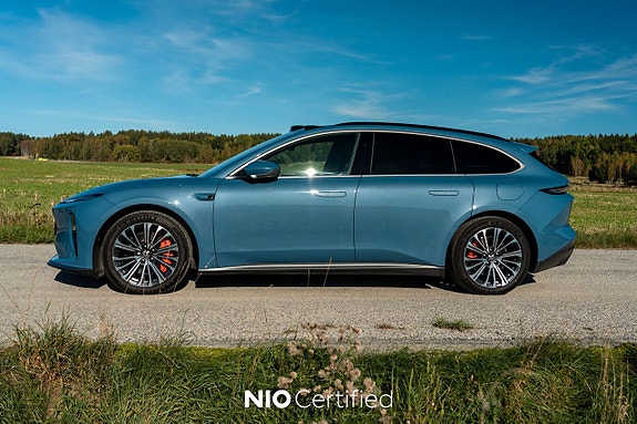 NIO ET5 3 of 20