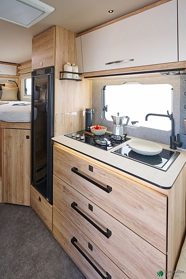 Eura Mobil XTURA 686 EF *Inkommande beställningsbil* 4 of 9