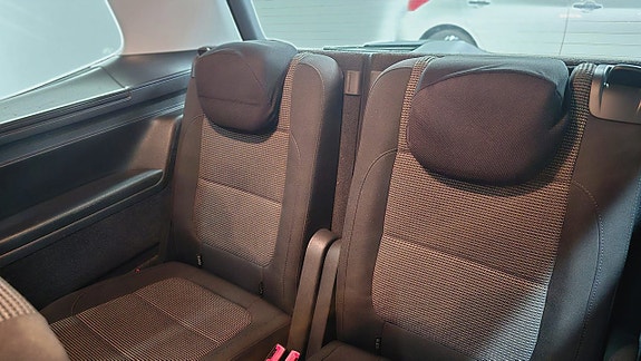 Volkswagen Sharan 14 of 27