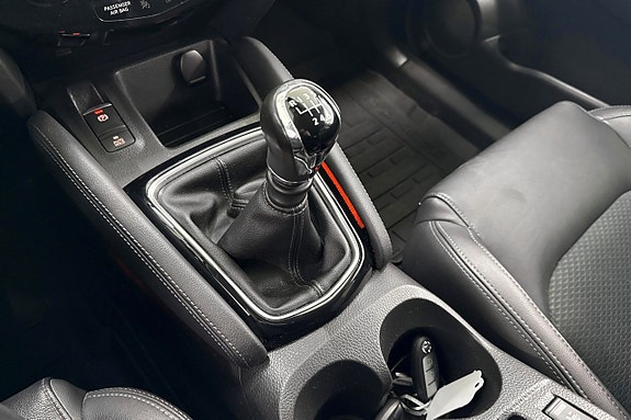 Nissan Qashqai 12 of 12
