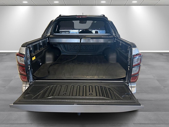 Isuzu D-max 11 of 11
