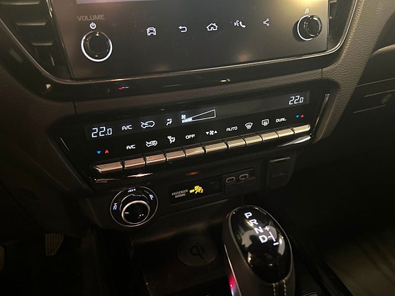 Isuzu D-max 8 of 11
