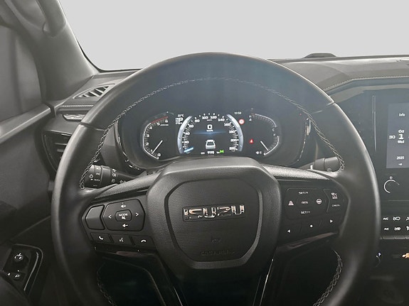 Isuzu D-max 4 of 5