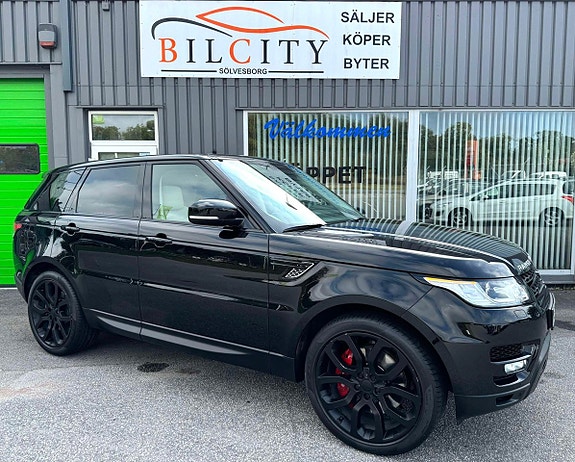 Land Rover Range Rover Sport 11 of 28