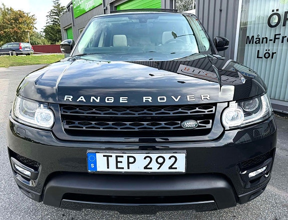 Land Rover Range Rover Sport 8 of 28