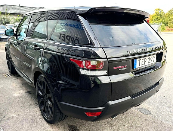Land Rover Range Rover Sport 5 of 5
