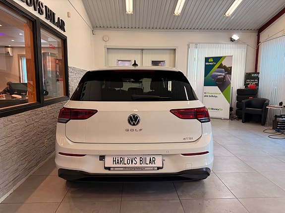 Volkswagen Golf VIII 11 of 20