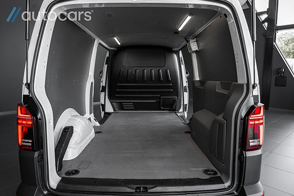 Volkswagen Transporter 10 of 26