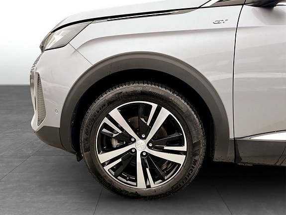 Peugeot 5008 17 of 18