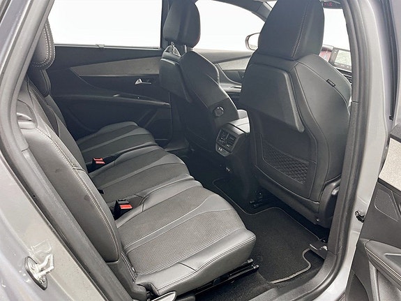 Peugeot 5008 15 of 18