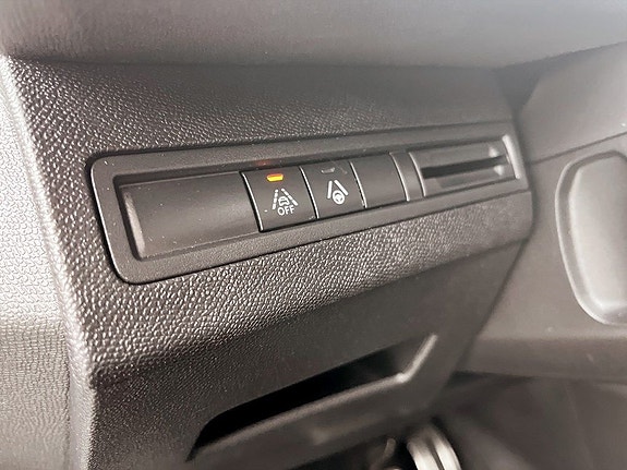 Peugeot 5008 9 of 18