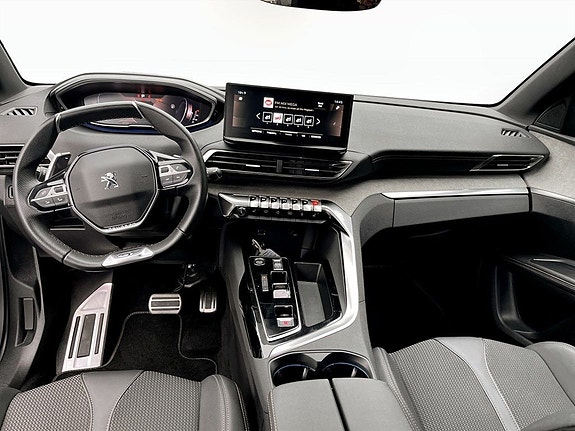 Peugeot 5008 7 of 18
