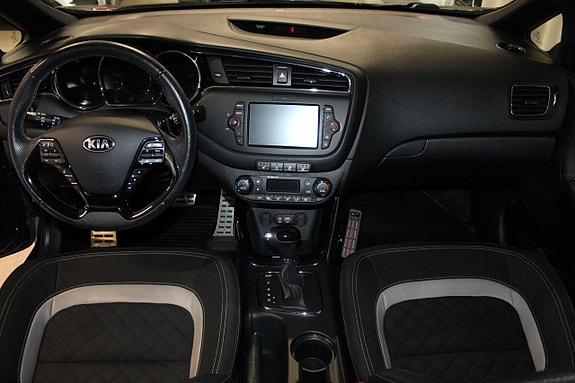 Kia Ceed 15 of 26