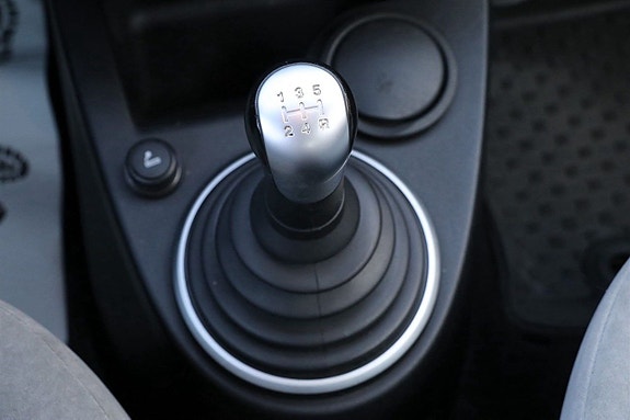 Ford Fusion 14 of 14