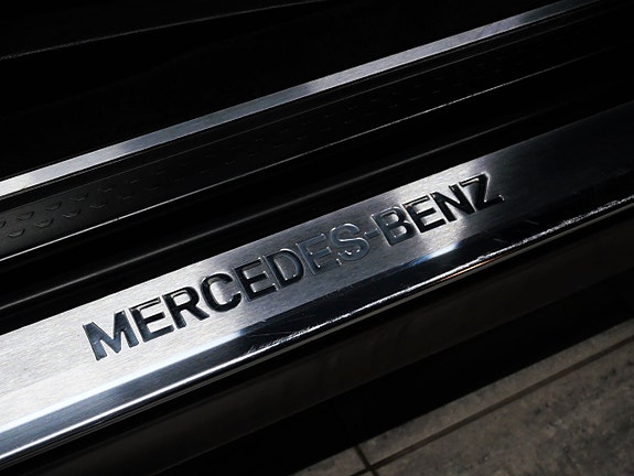 Mercedes-Benz 300 SL 13 of 20
