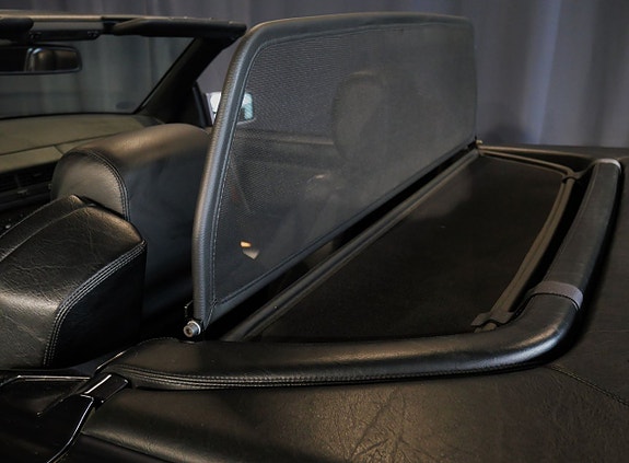 Mercedes-Benz 300 SL 14 of 20