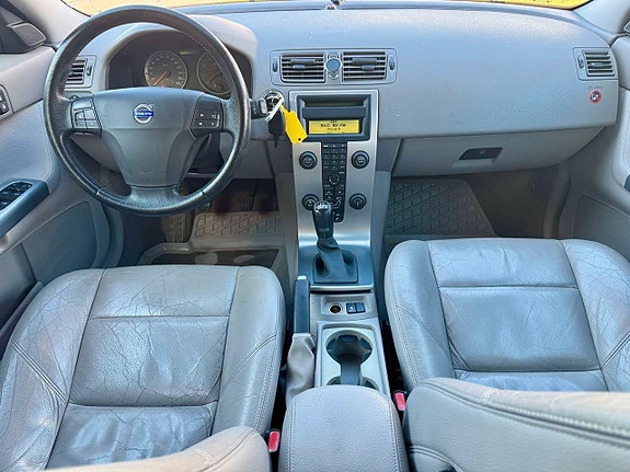 Volvo V50 9 of 11