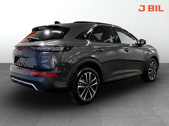 DS DS 7 Crossback 2 of 16