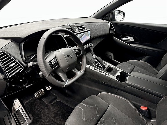 DS DS 7 Crossback 8 of 16