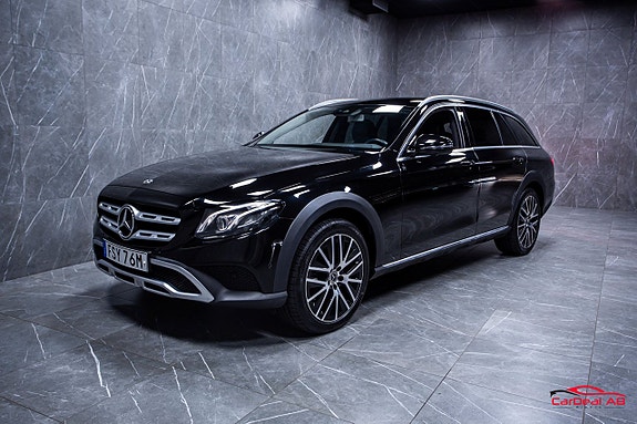 Mercedes-Benz E220 d 3 of 5