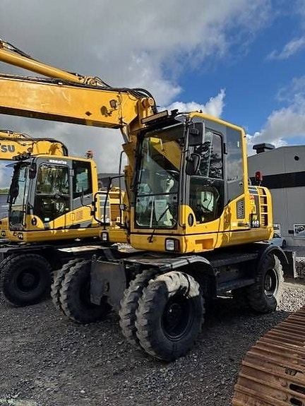 Komatsu PW 148-8 2 of 5