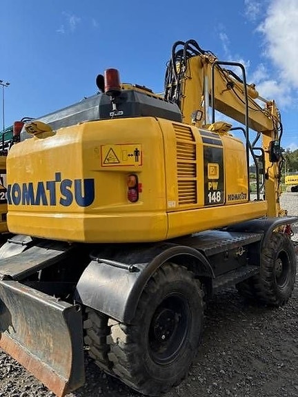 Komatsu PW 148-8 5 of 5