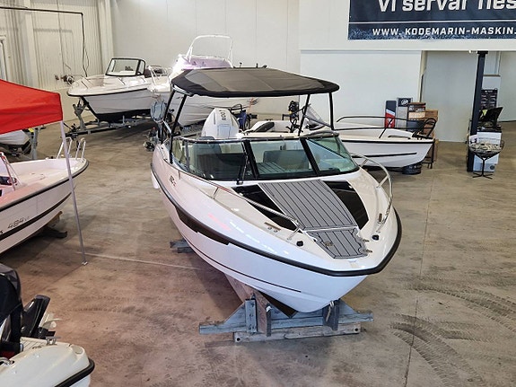 Flipper 650 DC Sun-Top Mercury F200 V6 DTS