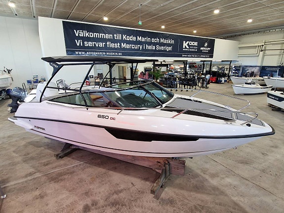 Flipper 650 DC Sun-Top Mercury F200 V6 DTS 6 of 9