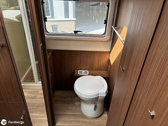 Niesmann ARTO 88 LE / HYDR. STÖDBEN / LITHIUM / AC 16 of 21
