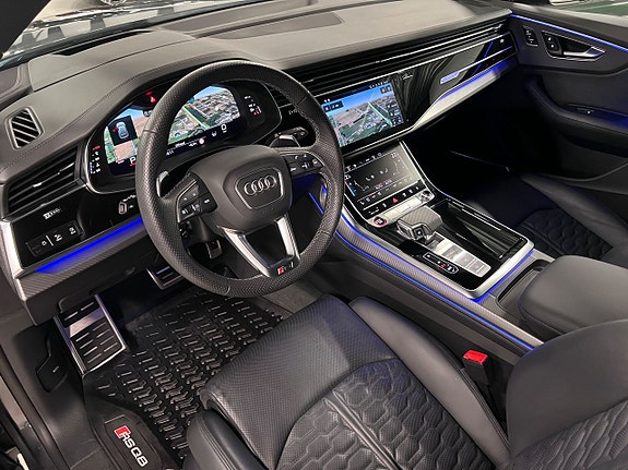 Audi RS Q8 10 of 26