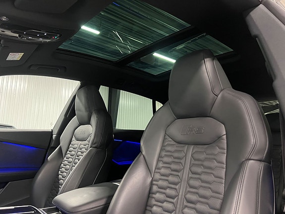 Audi RS Q8 12 of 26