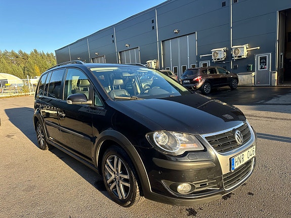 Volkswagen CrossTouran 4 of 5