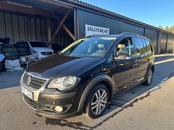 Volkswagen CrossTouran 3 of 5